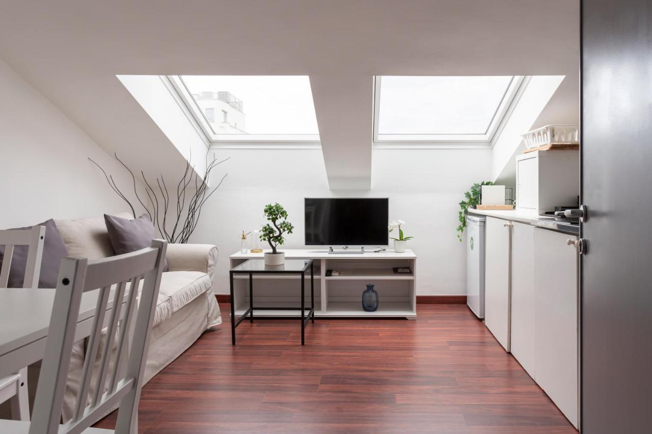 2 Bedroom 2 Bathroom Apt - Duomo 2 밀라노 외부 사진
